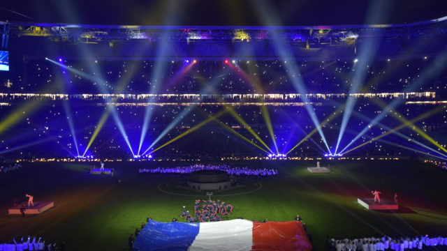 1STADE-DES-LUMIERES426.jpg