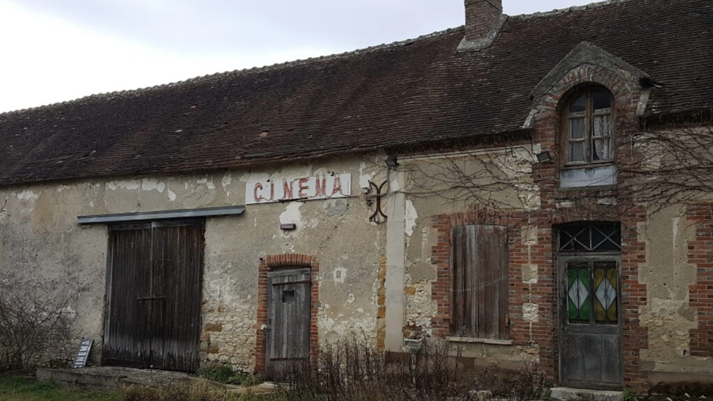 Cinema11x2014.jpeg