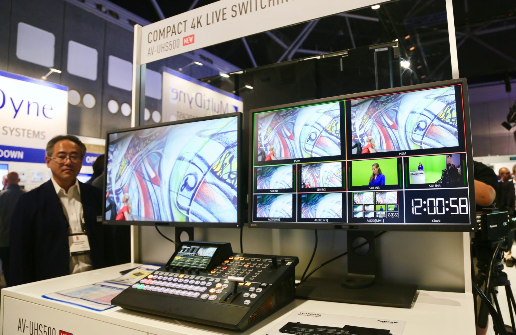Panasonic-melangeur-AV-UHS500.jpeg