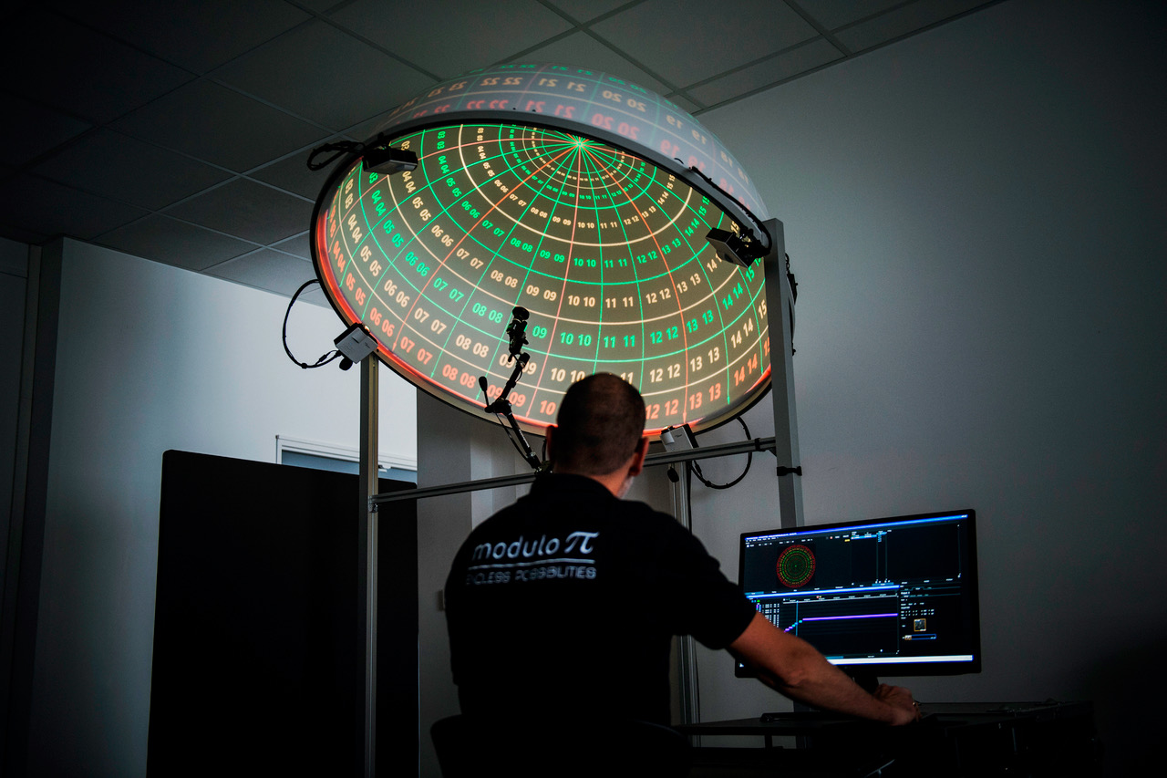 Un nouveau module pour la calibration automatique de vidéo-projecteurs chez Modulo-Pi © DR