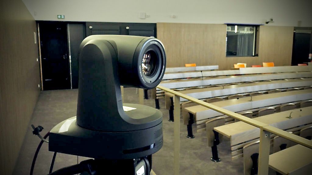 Panasonic et Sennheiser révolutionnent l’enregistrement audiovisuel grâce au suivi vocal © DR