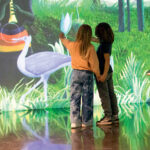 L’Atelier des Lumières fait dialoguer art et interactivité pour les enfants avec Modulo Pi