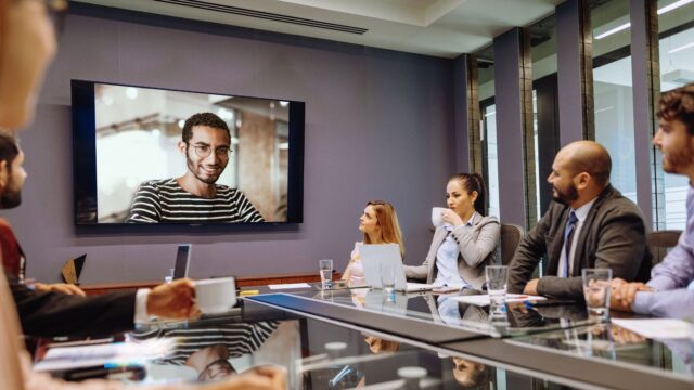 NDI et Zoom unissent leurs forces pour proposer une connectivité audiovisuelle pensée pour les environnements de collaboration modernes.