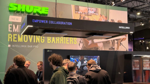 La nouvelle IntelliMix Bar Pro de Shure, une barre vidéo tout-en-un dopée à l’IA