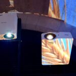 Le couloir musical, pièce maîtresse du dispositif de vidédeoprojection Vivitek du Mystère Mozart au Collège des Bernardins.