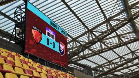 Le Mans : Le stade Marie-Marvingt s'offre une nouvelle dimension visuelle avec INFiLED
