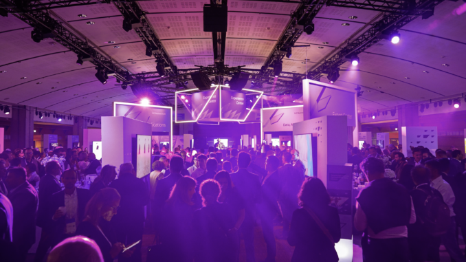 Le groupe Novelty a envisagé la modernisation audiovisuelle des Salles du Carrousel du Louvre avec une exigence qui répond aux standards événementiels premiums...