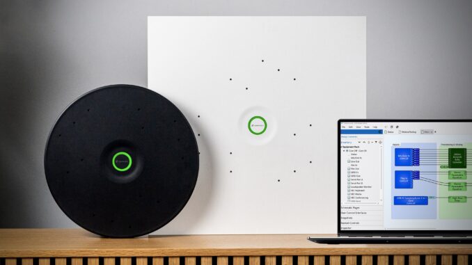 Le TCC M Plus et la dalle de plafond TCC M avec la solution de management Q-SYS © Sennheiser
